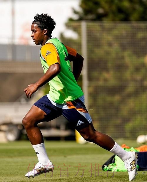 新赛季0出场!恩德里克晒皇马训练照:感恩! 新赛季0出场!恩德里克晒皇马训练照:感恩!